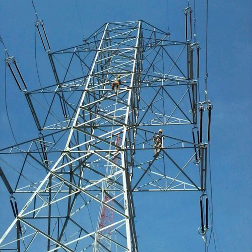 construção e manutenção de linhas de transmissão elétricas